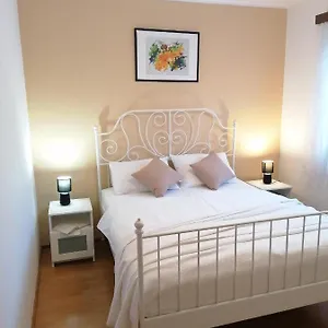 https://apartment-mari.in-istria.net