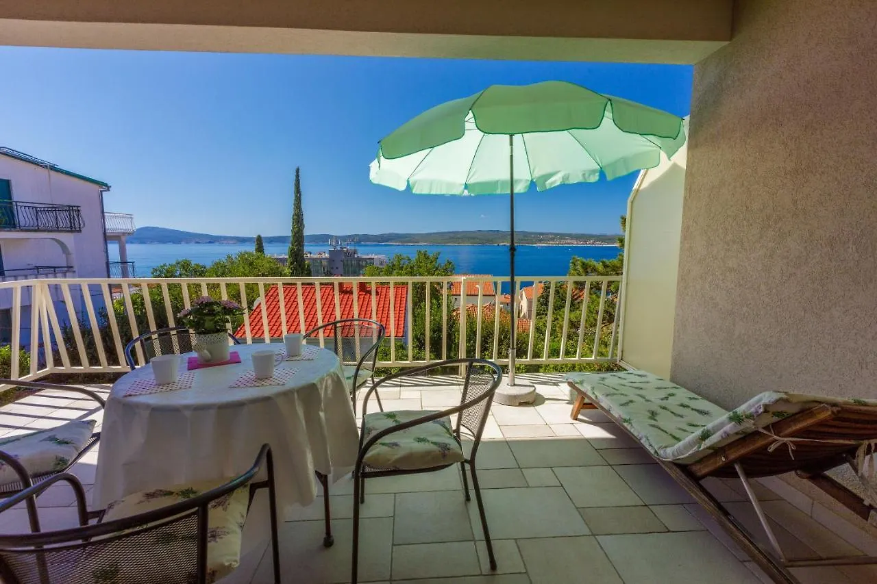 Apartments Robic Selce