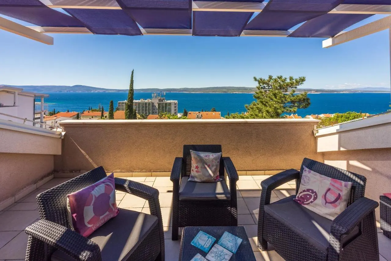 Apartments Robic Selce